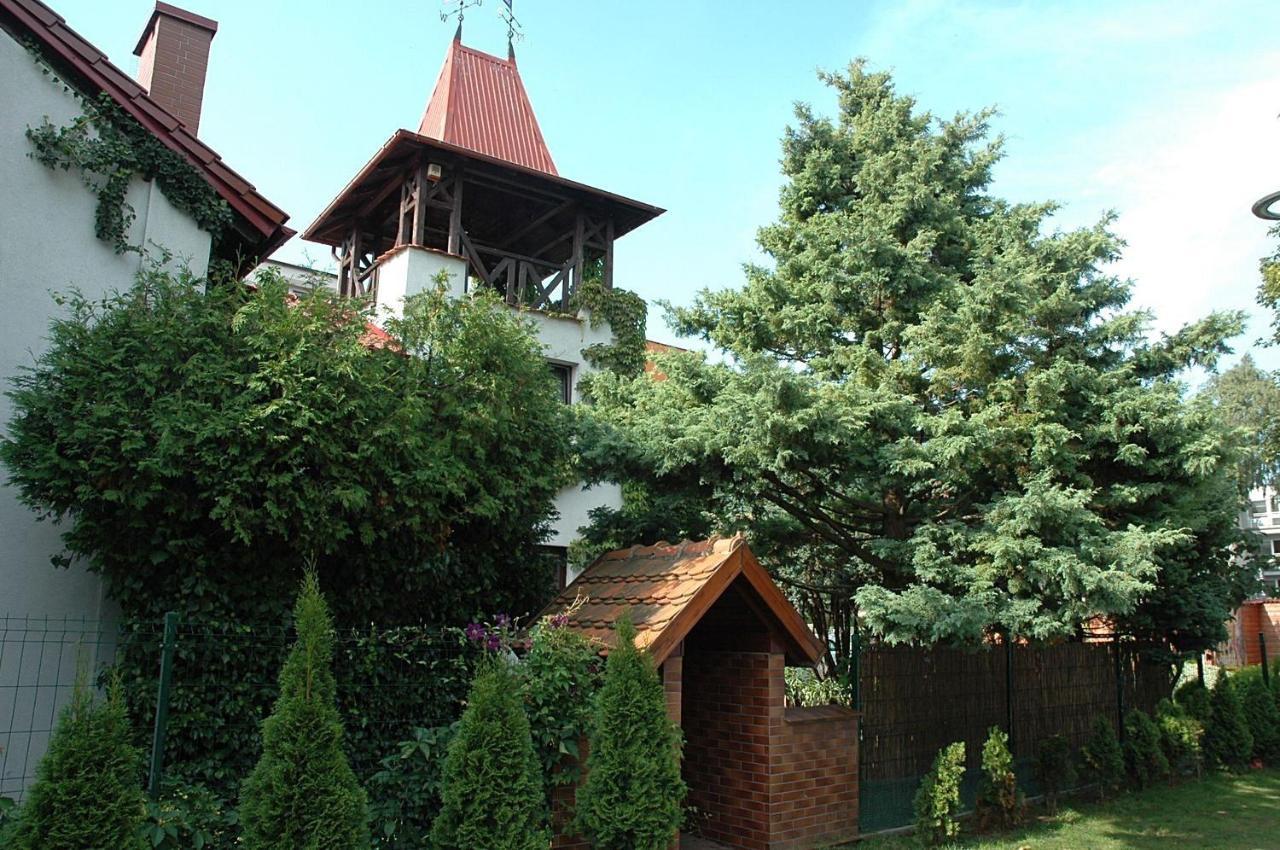 Władysławowo Renesans酒店 外观 照片