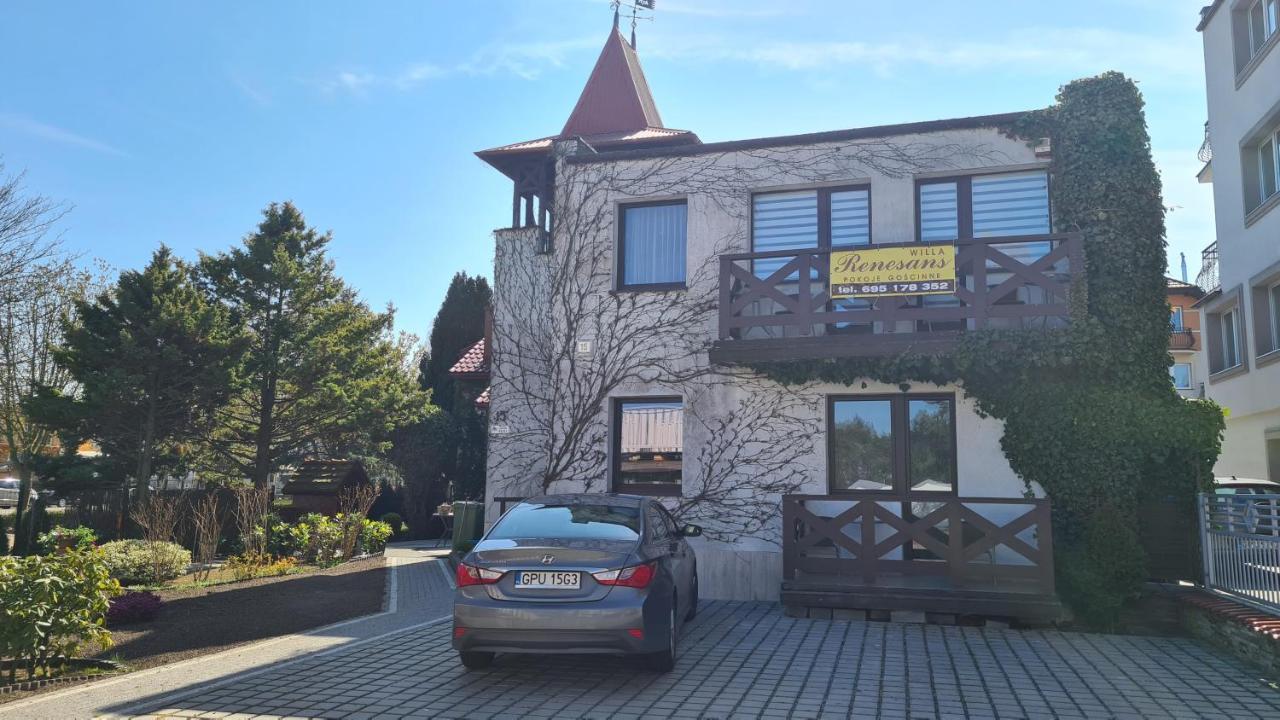 Władysławowo Renesans酒店 外观 照片